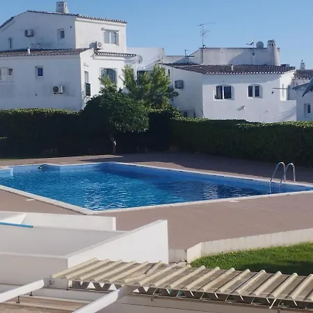 דירה Oura Sunrise & Pool Retreat אלבופיירה