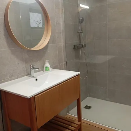 Oura Sunrise & Pool Retreat אלבופיירה